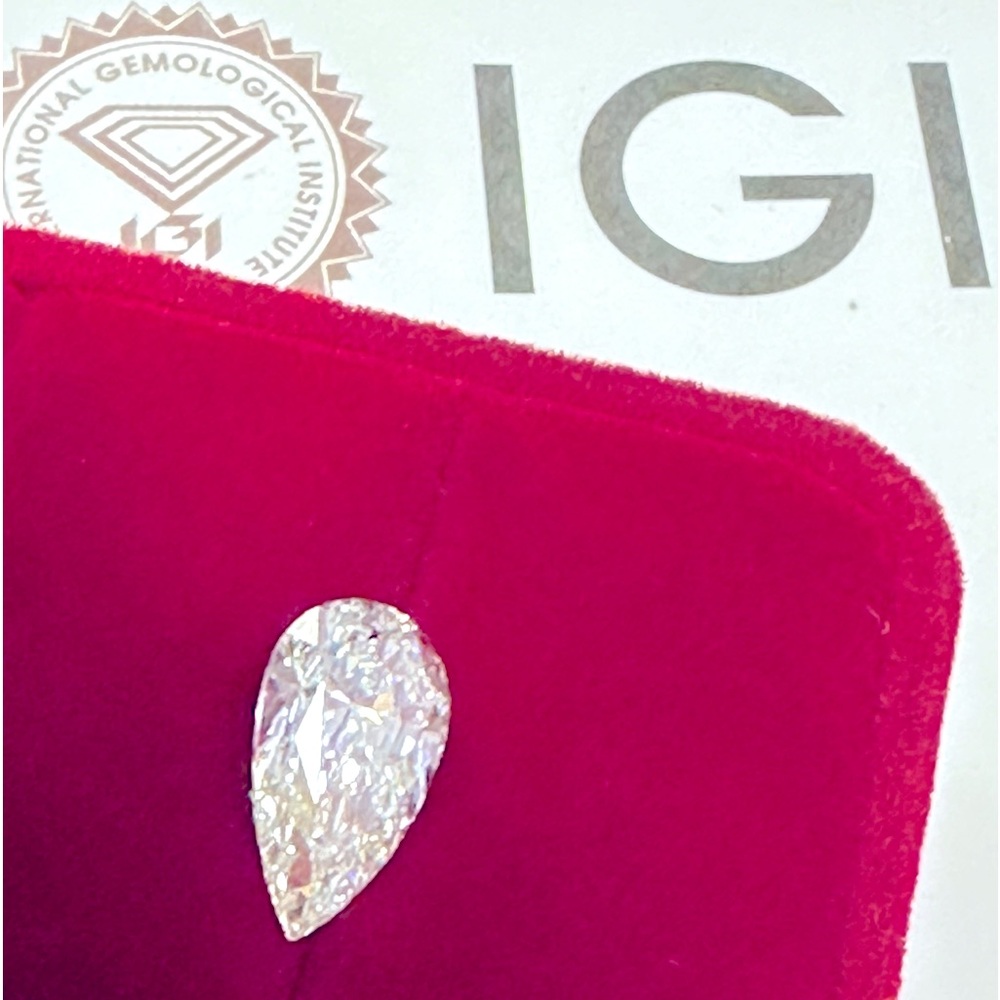 4.42 carat lab diamond - pear shaped
To make your own designed ring or necklace